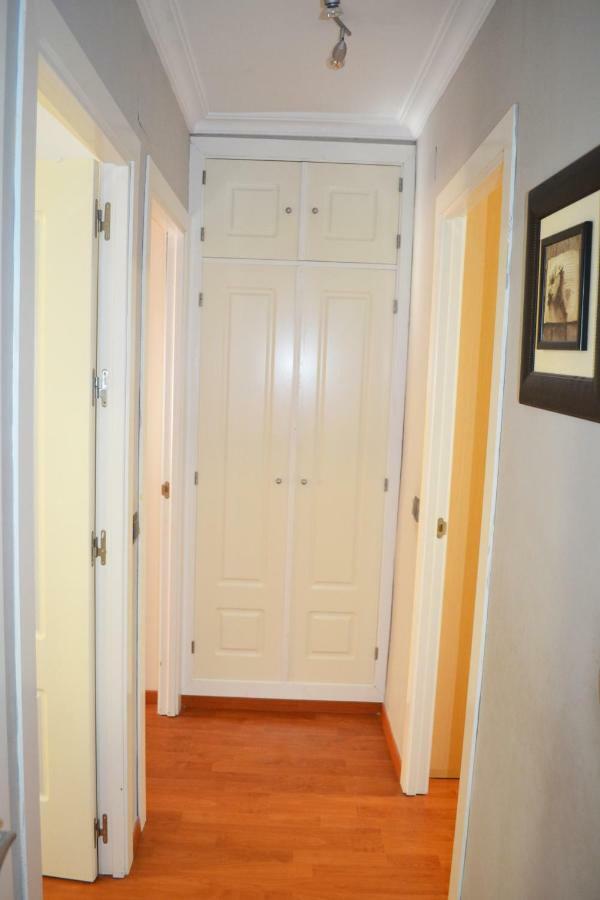 Ferienwohnung Apartamento Acogedor, Excelente Ubicacion, 10 Min Centro Sevilla Exterior foto
